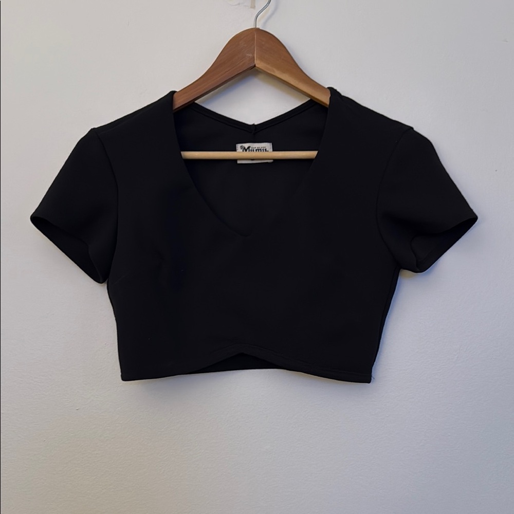 Show Me Your MuMu Miami Crop Black Fitted Crop Blouseâ